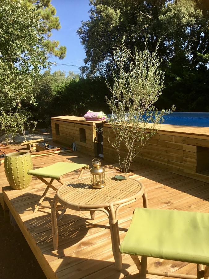 Longo Mai Bed & Breakfast Sillans-la Cascade Luaran gambar