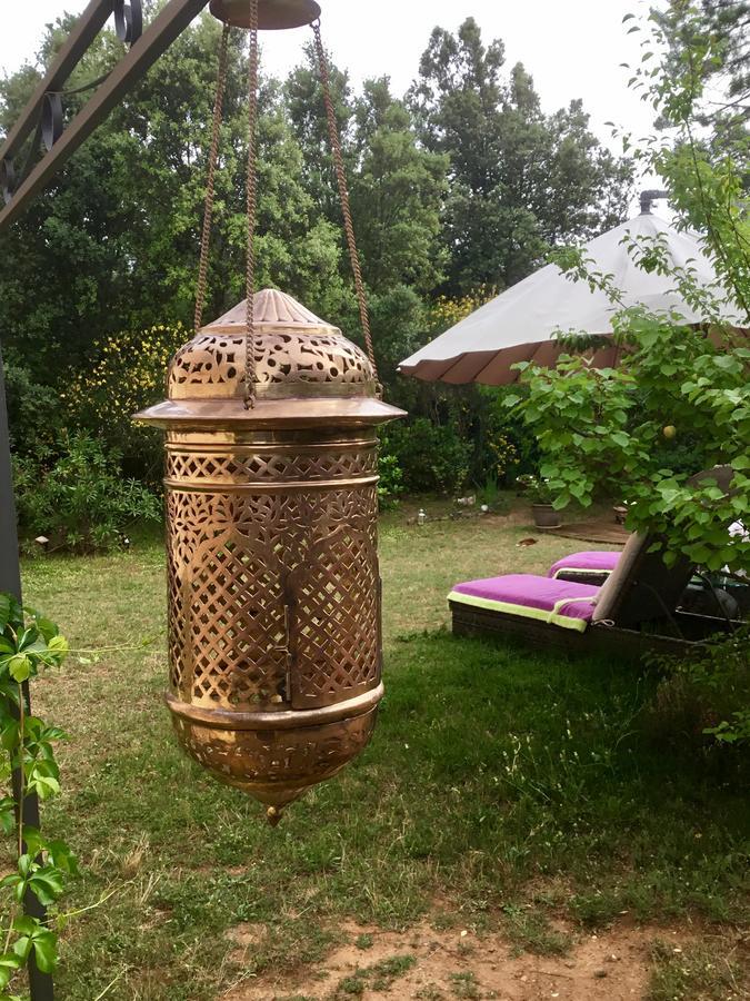 Longo Mai Bed & Breakfast Sillans-la Cascade Luaran gambar